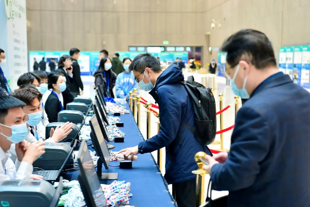 企业微信截图_17053067645443.png 企业微信截图_17053067645443.png