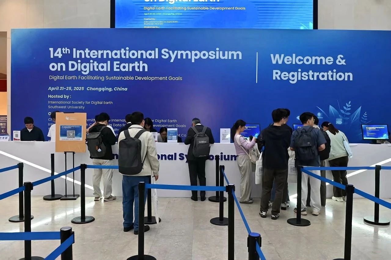 133439e495a75fcb8101d80a961e2338.jpg 133439e495a75fcb8101d80a961e2338.jpg