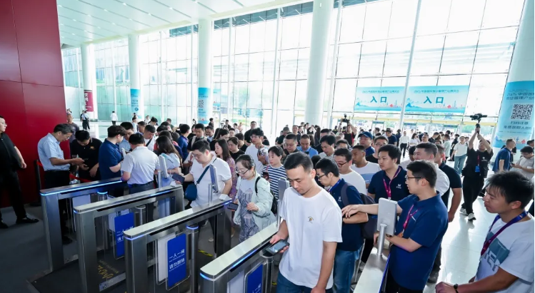 屏幕截图 2026-01-08 135413.png 屏幕截图 2026-01-08 135413.png